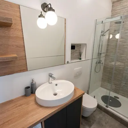 Tip #2 Apartment *
